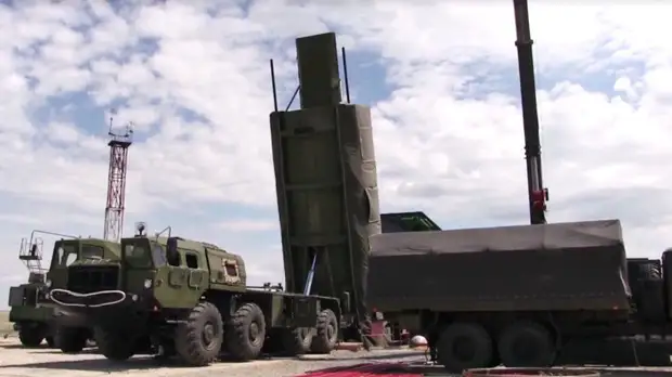 В авангарде гиперзвука: Путин объявил о появлении у российских войск нового вида стратегического оружия