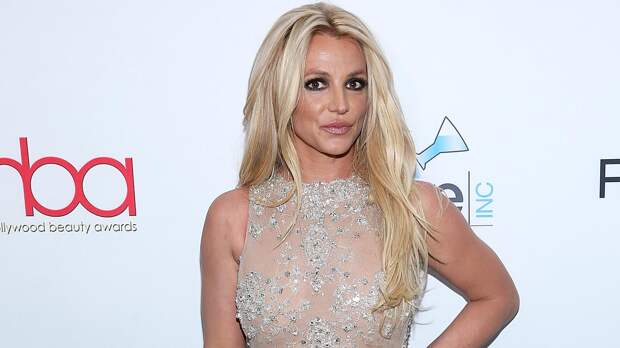 Бритни Спирс вышла на связь с тревожным сообщением: «Дважды ломала палец на ноге»