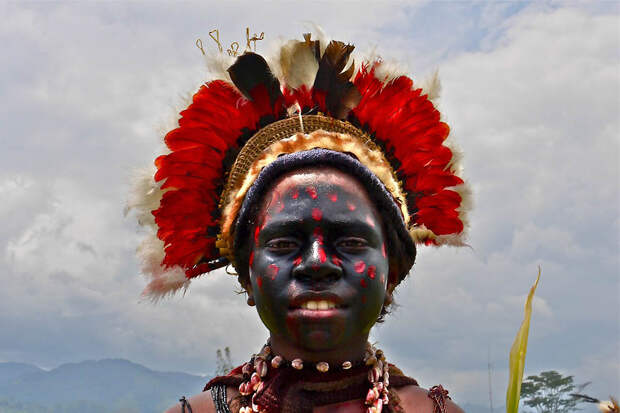 12112 Папуасы из Новой Гвинеи