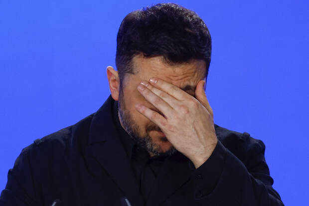 Официальная зарплата Зеленского составляет 28 тыс. гривен