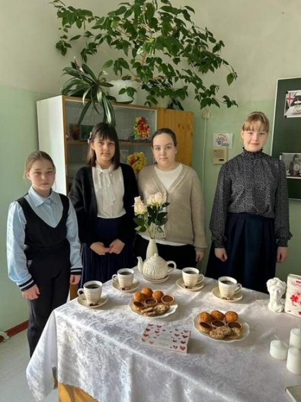 17 февраля в 5 классе прошло открытое мероприятие Традиции Английского Чаепития. 04
