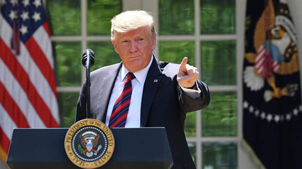 Президент США Дональд Трамп выступает в Розовом саду Белого дома в Вашингтоне