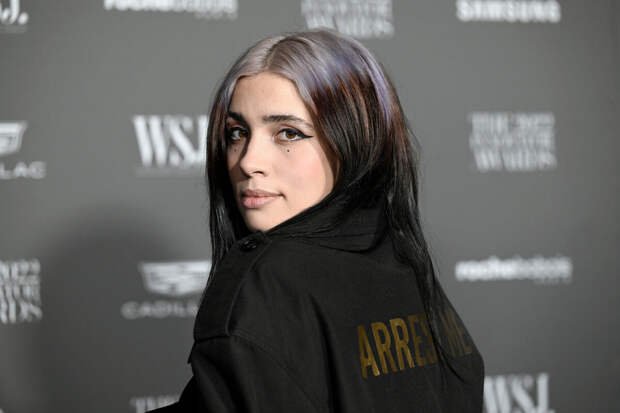 СК завершил расследование дела против участницы Pussy Riot Толоконниковой