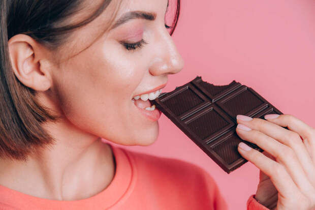 Daily Mail: горький шоколад без искусственных добавок считается самым полезным