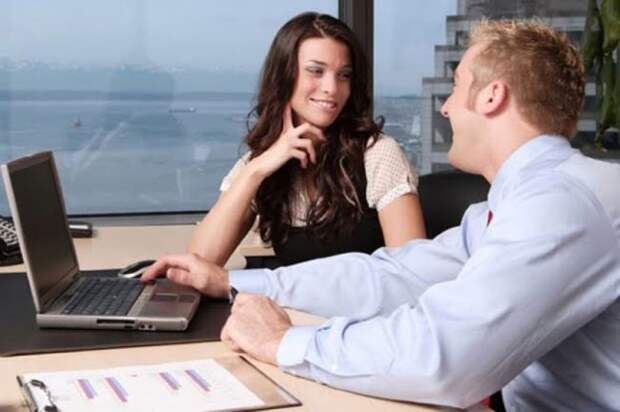 Женщины каких профессий изменяют супругам с коллегами — Секс на работе
