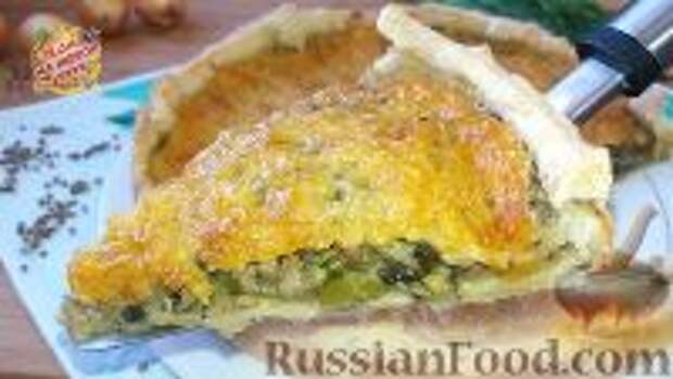 Фото к рецепту: Сочный пирог с мясом, грибами, овощами и сыром