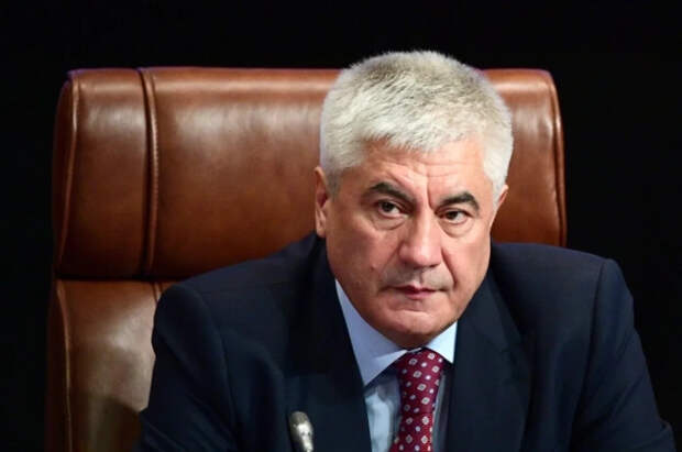 Колокольцев указал главе УМВД в Калининграде на риски от соседних стран