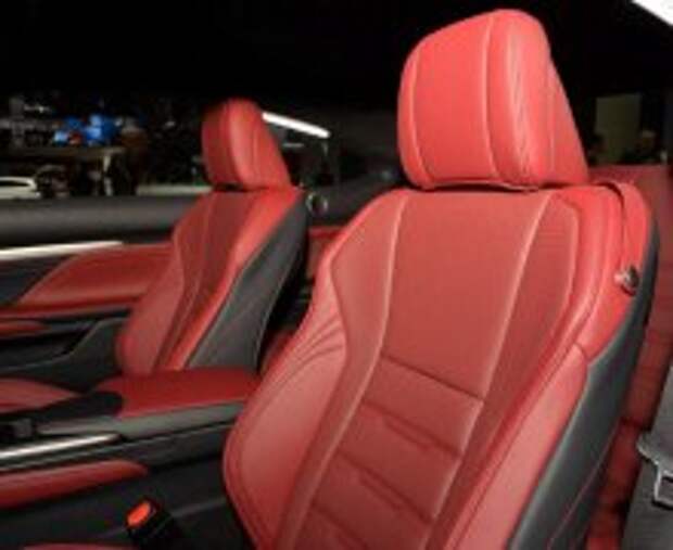 Lexus RC 350 будут продавать в России от 2,38 миллионов рублей