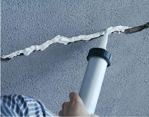 Заделка рустов между плит на потолке: 5 важных моментов, чтобы не пришлось переделывать