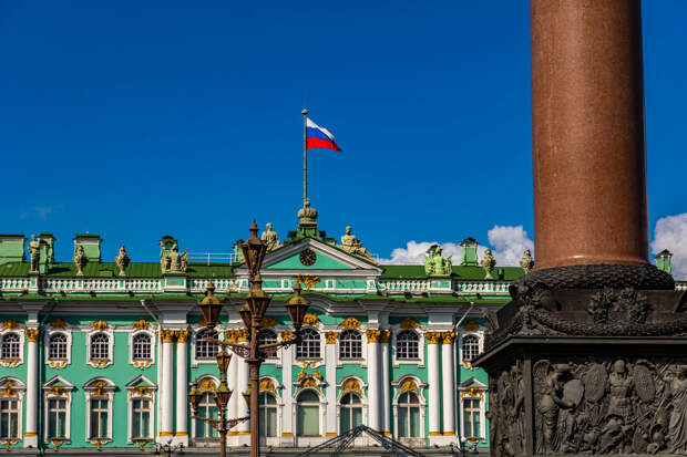 Торжество великой страны: Петербург отмечает День России