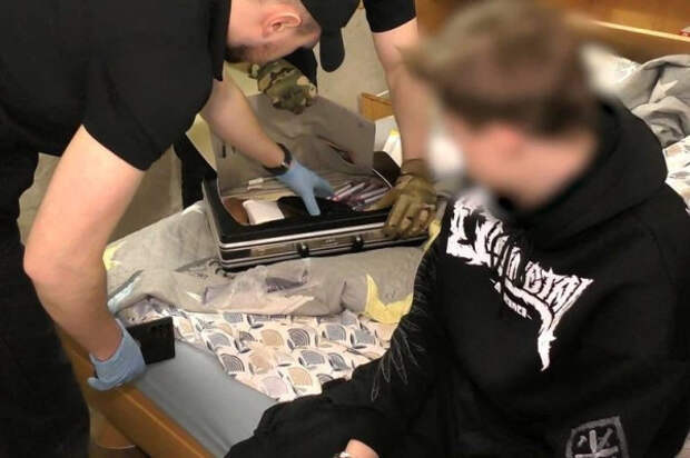 Спецслужбы предотвратили взрыв автомобиля руководителя Роскомнадзора