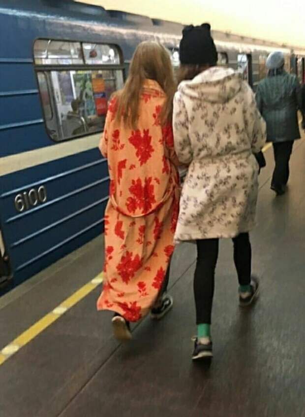 Питерское метро и его особая мода Питерское метро и его особая мода