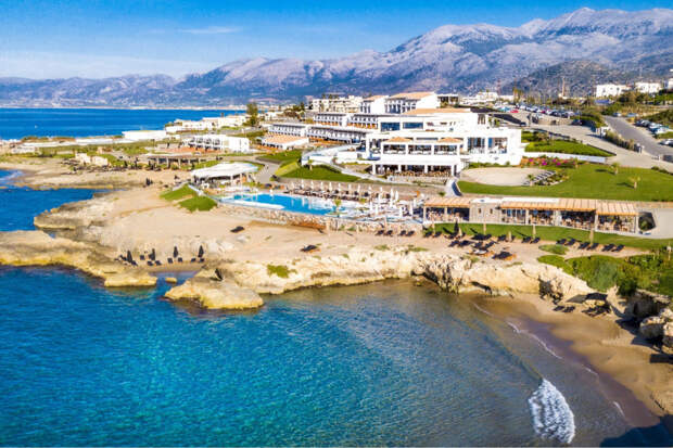 Вид на курорт Abaton Island Resort & Spa
