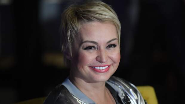 Ставшей звездой Индонезии Кате Лель предлагают интересную коллаборацию