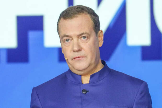 Медведев заявил, что все закончится победой России