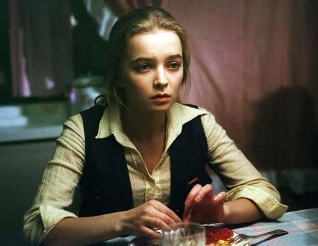 Куда пропала девочка Александра из фильма «Москва слезам не верит»