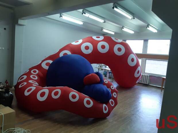 Custom inflatables Надувные фигуры для рекламы
