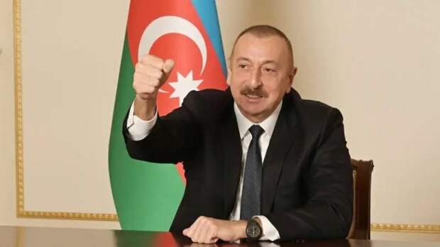 Политолог: Алиев пересек красную линию и столкнется с ответом Москвы