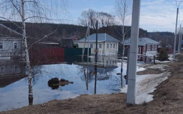 В Ермиши затопило еще 6 приусадебных участков