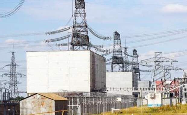 На фото: вид на Запорожскую АЭС.