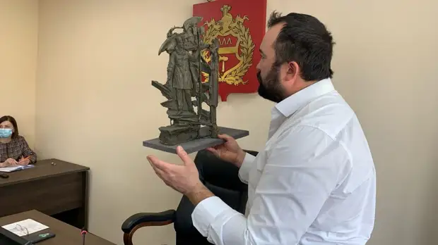 Проект памятника медикам обсудили в Нижнем Тагиле