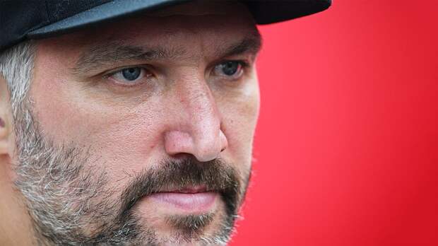 Овечкин поужинал в резиденции посла России в США. Стало известно, чем его угощали — жена показала меню