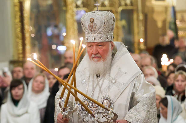 Патриарх Кирилл призвал не молиться о повышении зарплаты и покупке дома