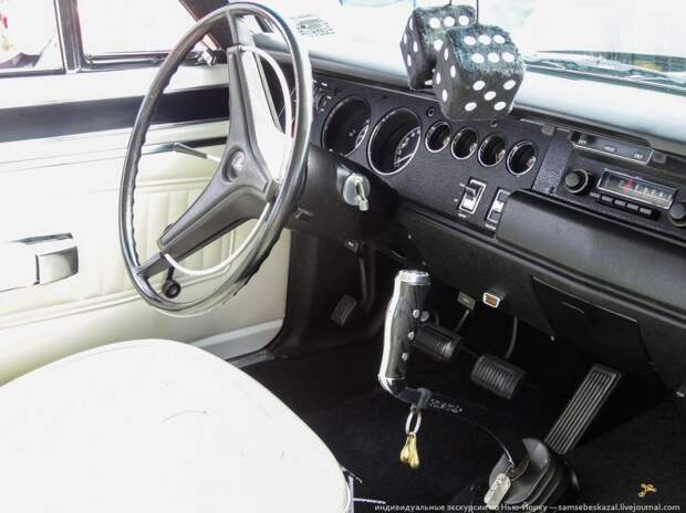 Шоу старых автомобилей в Бруклине авто, ретро авто, олдтаймер