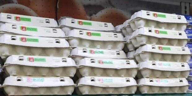 В Росстате сообщили, что в июне снизились цены на яйца, помидоры и гречку