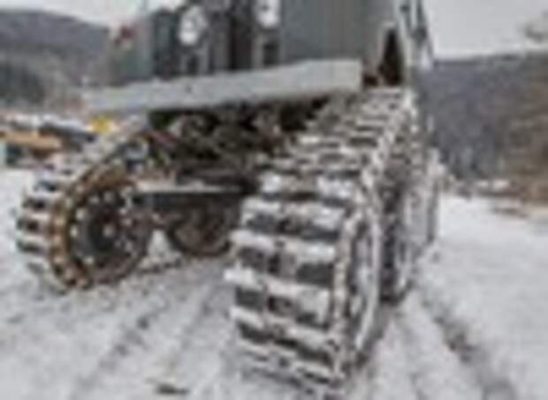 Land Rover с генами гусеницы