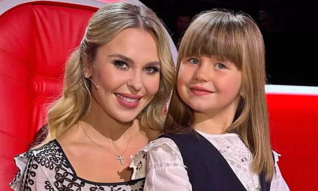 «Спортивный характер и абсолютно творческая душа»: Пелагея высказалась о дочери в день ее рождения