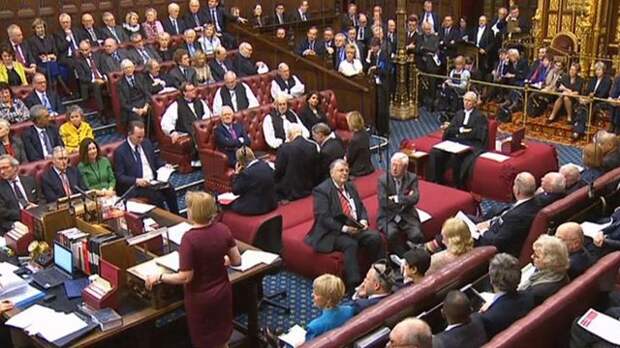 Палата лордов отвергла итоговый референдум по Brexit
