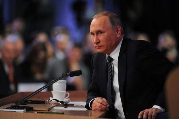 Мистика на саммите БРИКС: при словах Путина о происках и слежке спецслужб США в зале погас свет