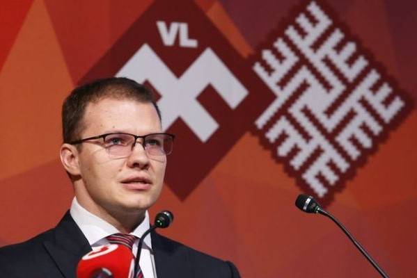 Русским Латвии запретят общаться со своими политиками на родном языке Русским Латвии запретят общаться со своими политиками на родном языке