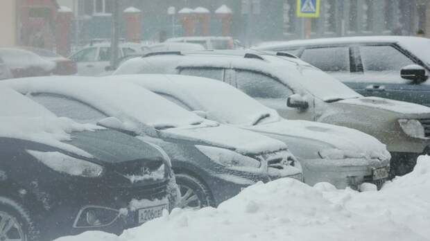 Автомобили зимой / Фото: Екатерина Смолихина, amic.ru