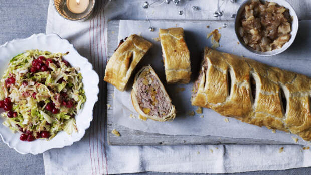 Рулет с колбасой. \ Фото: food-images.files.bbci.co.uk. Рулет с колбасой. \ Фото: food-images.files.bbci.co.uk.