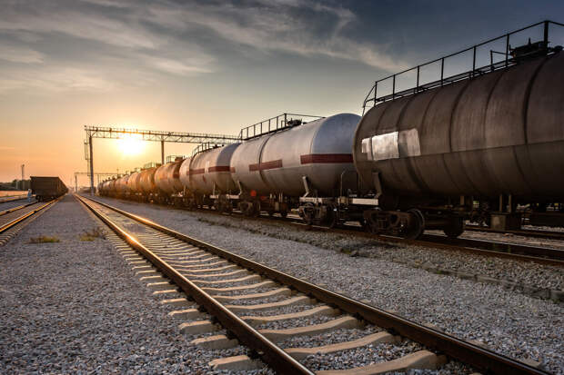 Восемь поездов задерживаются в связи со сходом вагонов в Тамбовской области