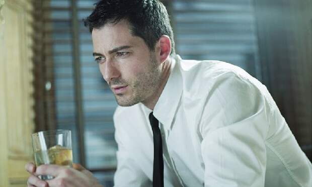 Существует миф – алкоголь помогает решить проблемы! Существует миф – алкоголь помогает решить проблемы!