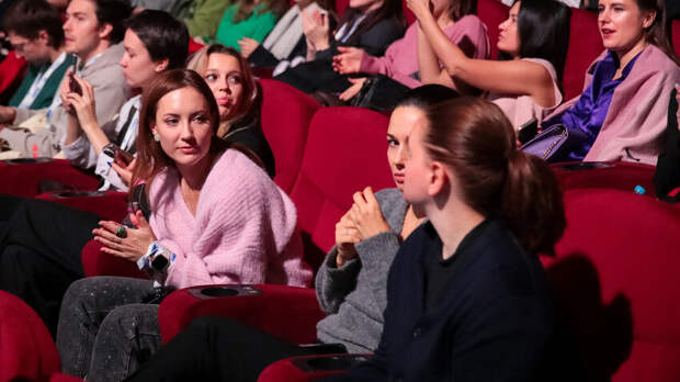 7 кинотеатров в Москве, где показывают фильмы с субтитрами