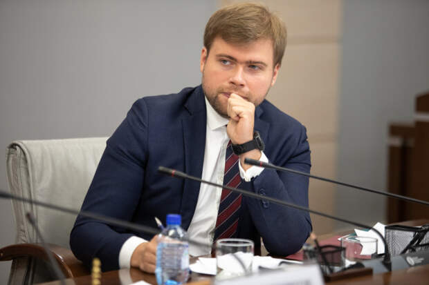 НМ 5 1111 Леонид Зюганов.jpg