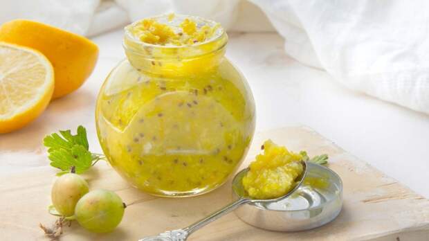 "Холодное варенье" из крыжовника с лимоном и апельсином