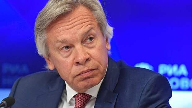 Председатель Временной комиссии Совета Федерации РФ по информационной политике и взаимодействию со СМИ Алексей Пушков во время пресс-конференции в ММПЦ  МИА Россия сегодня. 11 июля 2019