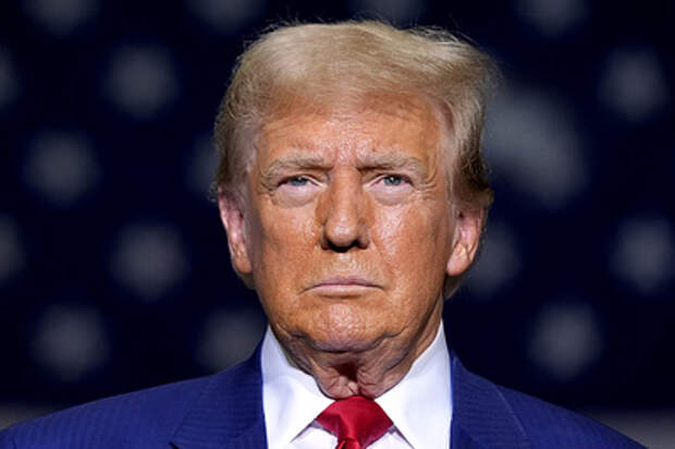 Трамп признал, что США приостанавливали поставки вооружений Киеву