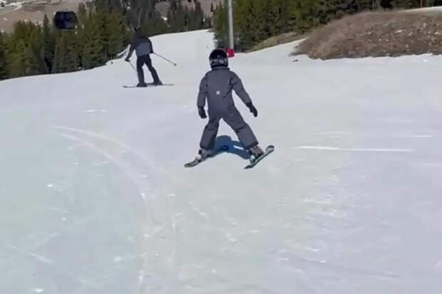 Герцогиня Меган Маркл с принцем Гарри и сыном Арчи прокатилась на лыжах