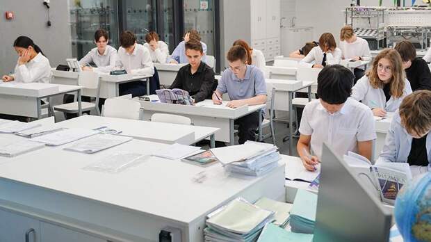 Кравцов заявил о готовности школ к началу учебного года