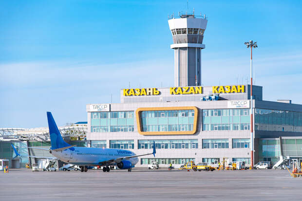 Направляющиеся в Казань самолеты перенаправляют на запасной аэродром в Самаре