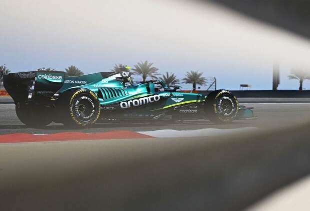 В Aston Martin подтвердили сокращение программы тестов из-за проблем с двигателем