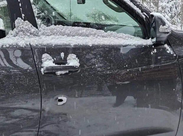 Охотник в Ленобласти случайно застрелил пассажира проезжавшего мимо внедорожника