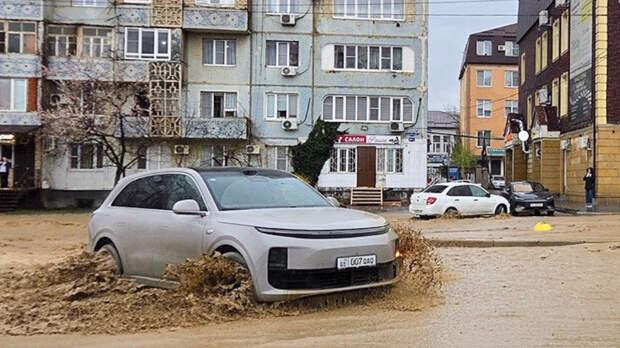 ЦБ рекомендовал реструктурировать долги предпринимателей, пострадавших от паводка