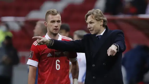 Риск травм, угроза дисквалификаций и шанс для новичков: почему Карпин может поберечь лидеров в матче с Кипром